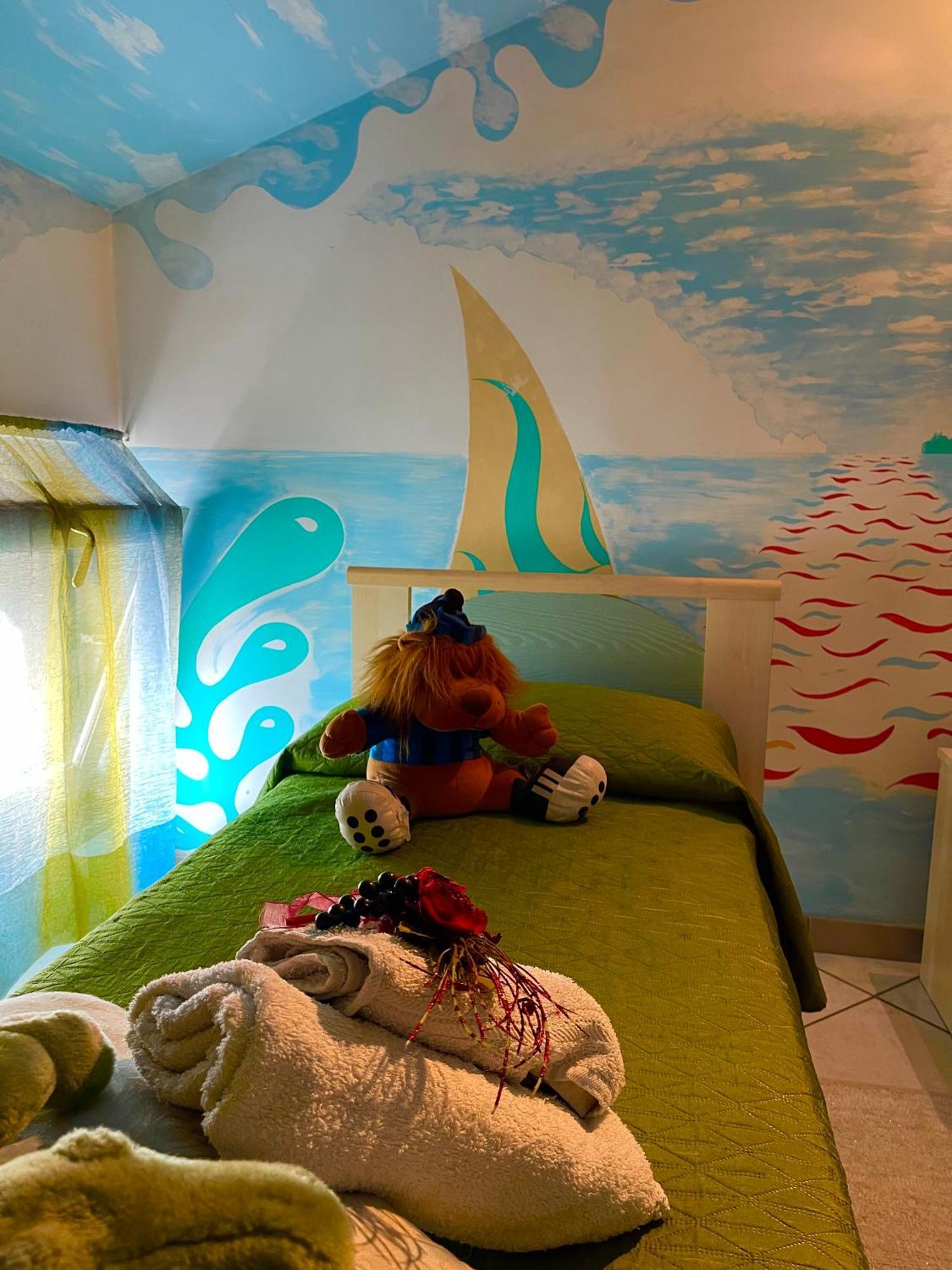 Holiday House Il Castello Di Anna Apartman Vietri Kültér fotó
